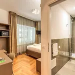 Pensión Relais Metronia 4*
